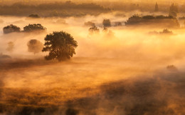 Glowing Herbst Lagerfeuer ... / ***