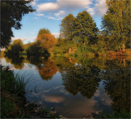 ... In einem ruhigen Abend am Fluss ... / ***