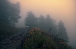 Mists of Elbrus / http://www.youtube.com/watch?v=txQ6t4yPIM0&list=RDtxQ6t4yPIM0#t=318