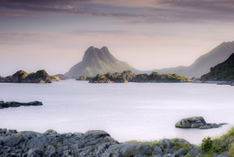 Insel im Ozean. / ***