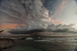 Approaching Storm / ***