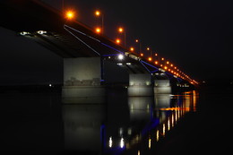 Brücke / ***