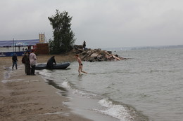 Es gibt kein schlechtes Wetter / ***