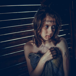 Lady Traurigkeit Dame Dunkelheit. / ***