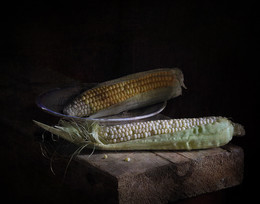 Underripe / ***