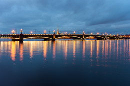 Trinity Bridge / ***