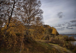 Bereits in der Vergangenheit / ***