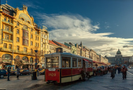 Bis zu dem Wenzelsplatz. / ***