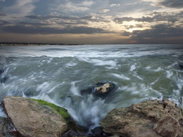 LIMAN / ***