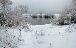 Der erste Schnee fiel ... / ***