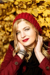 Sarah Herbstportrait / Herbstshooting mit Sarah an der Außenmühle in HH-Harburg
Model: Sarah
MK: http://www.model-kartei.de/sedcards/model/81632/naisroca/
Foto/Bea: Kerstin Tschirner
FB: https://www.facebook.com/KerstinsPhotoWorldOfMakeBelieves?fref=ts
www.photoworld-of-make-believe.jimdo.com