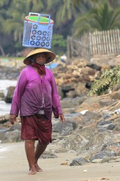 Vietnamesisch / ***