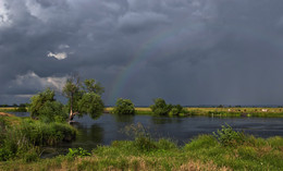 Gewitter über der Wiese ... / ...