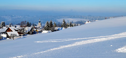 Azurblau / ***