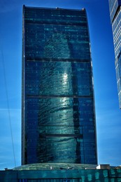 Business Center / ***