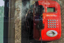 Weekday Nevsky Avenue / Weekday Nevsky Avenue