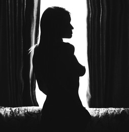 Inside the shadow... / ***