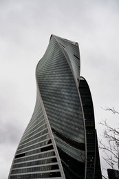 MoscowTower / ***
