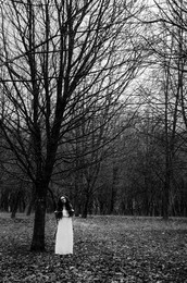 Strange / ***
