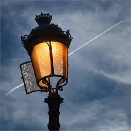 Gegen das Licht / ***