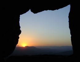 Gegen das Licht / ---