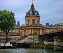 Paris / ***
