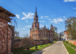 St. Nikolaus-Kathedrale / ***