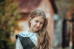  / ***