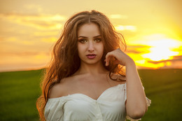Esmeralda / ***