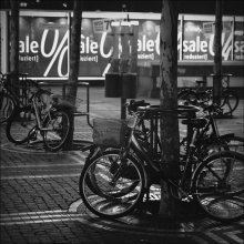 City Sleeps / ***