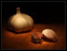Knoblauch / ***