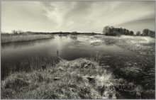 Nieman April Spill (mehr) / ***