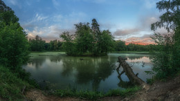Forest Lake / ***