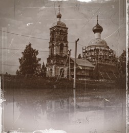 Vepreva Eremitage, die Kirche Mariä Himmelfahrt / ***