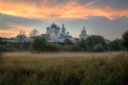 ST - Bogolyubskii Nunnery / ***