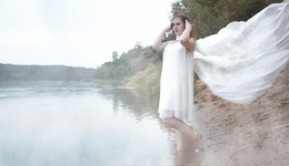 Agatha / ***