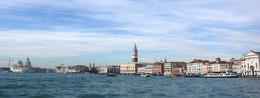 Venedig / ***