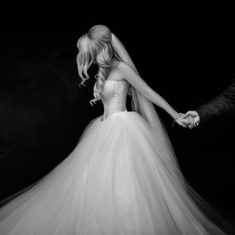 Be my woman / ***