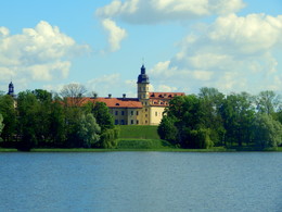 Nesvizh Castle / ***
