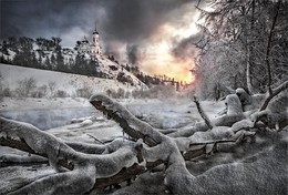 Apokalypse / ***