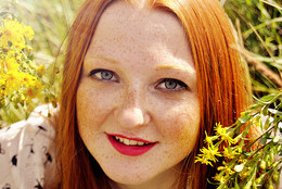 Julia / ***