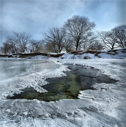 Ice. / ***
