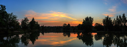 Warm Sunset / ***
