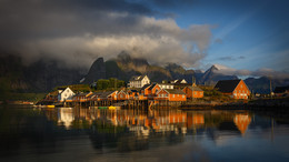 The fishing village. / ***