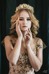 Julia / ***