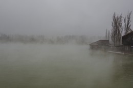 Es scheint, regen beginnt ... / ***