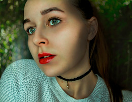 / ***
