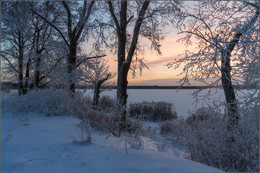 Januar-Morgen / ***