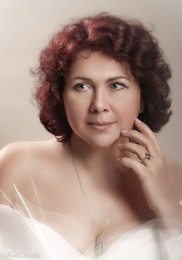 Helena / ***