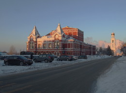 Drama Theatre / ________